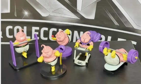 Figura Majin Buu Gym