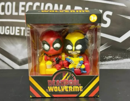 Figura Deadpool en Caja 16cm x 18cm