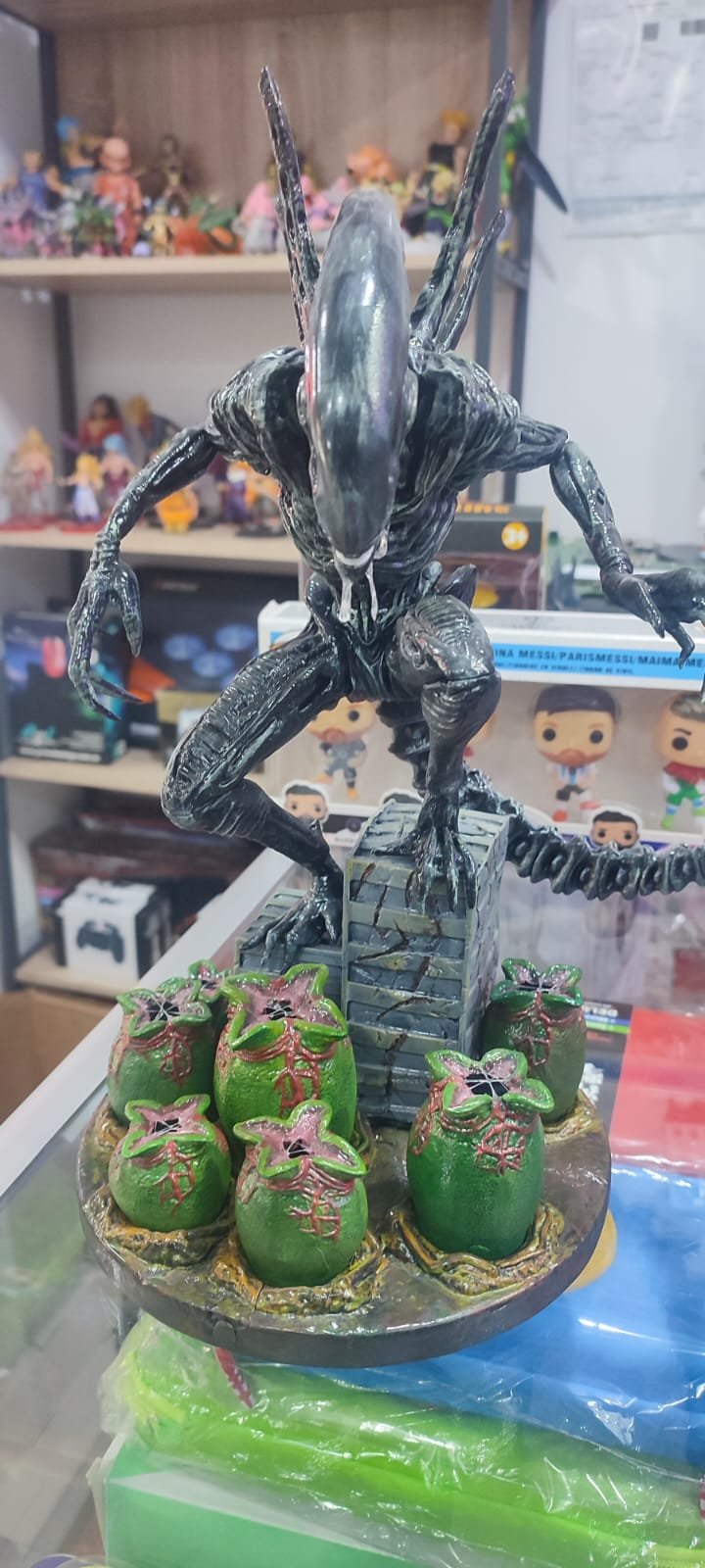 Alien resina 34×26×24 cm